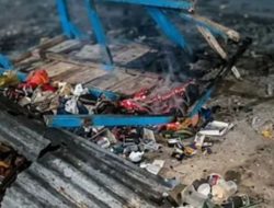 Tawuran Remaja Antar Gang semakin menjadi-jadi,  Berujung Perusakan Lapak Pedagang serta pembakaran di Tanjung Tiram.