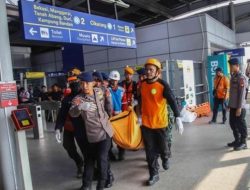Duka di Bekasi Timur, 14 Tewas dalam Kecelakaan KA Argo Bromo Anggrek vs KRL.
