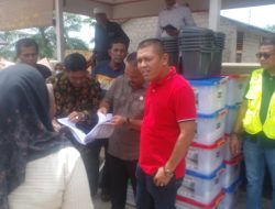 Yayasan Pelangi Salurkan Bantuan Sembako Kepada Partai Aceh dan Masyarakat Terdampak Banjir di Aceh Tamiang..