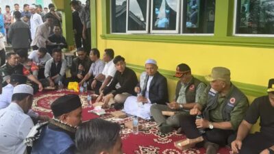 *Wapres Perintahkan Langsung Dokter Pribadinya, Tangani Warga yang Sakit di Posko Pengungsian Solok.